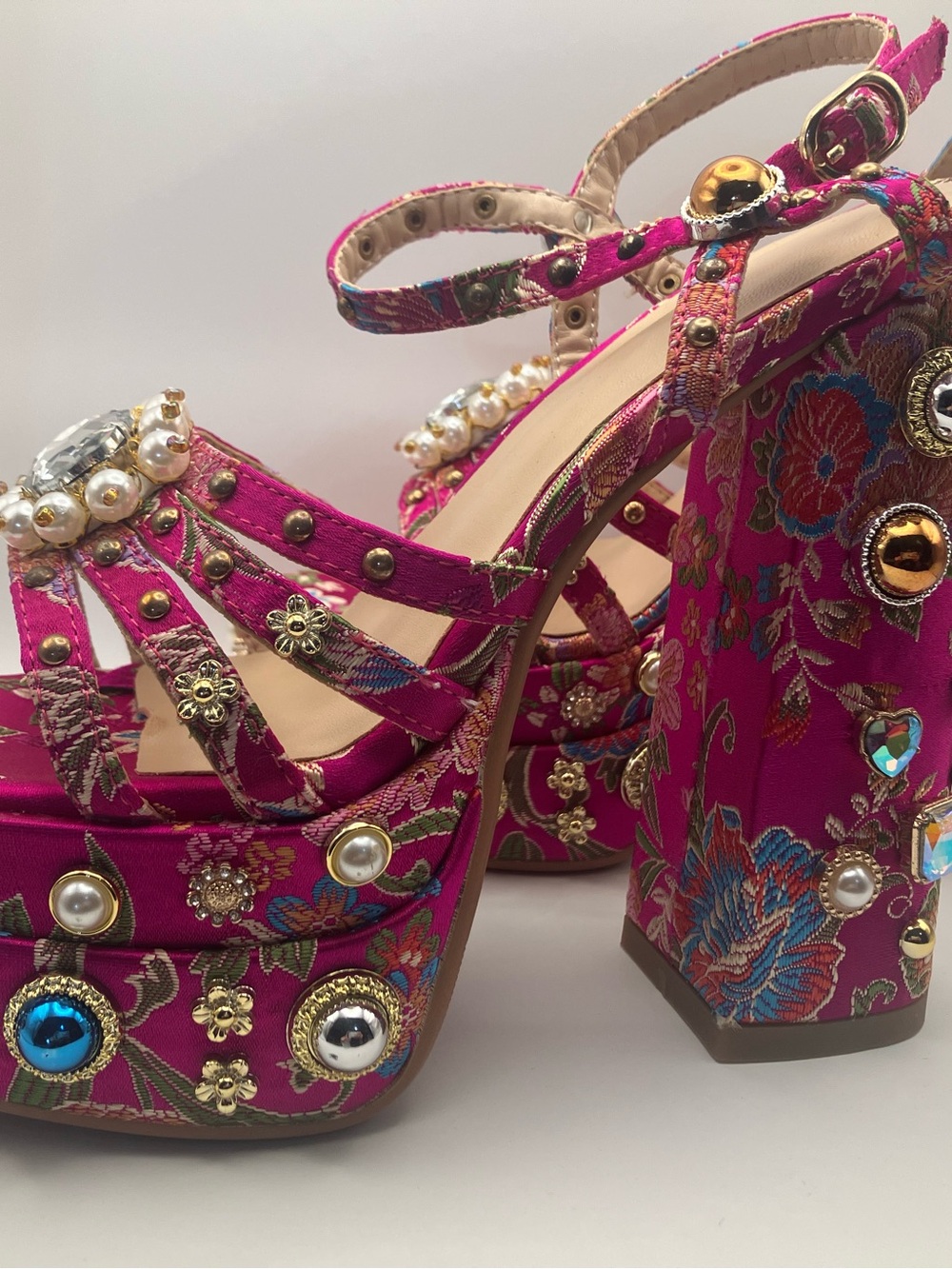 Fuchsia Embellished Platform Sandals with Floral Jacquard